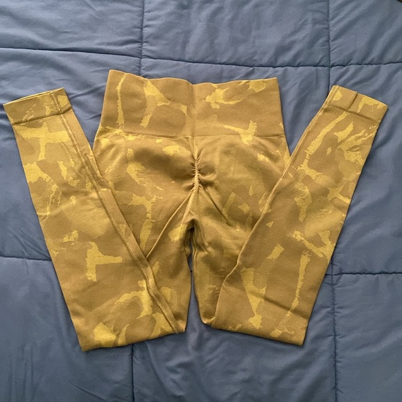 XS Gymshark Adapt Camo Set - Picture 4 of 7